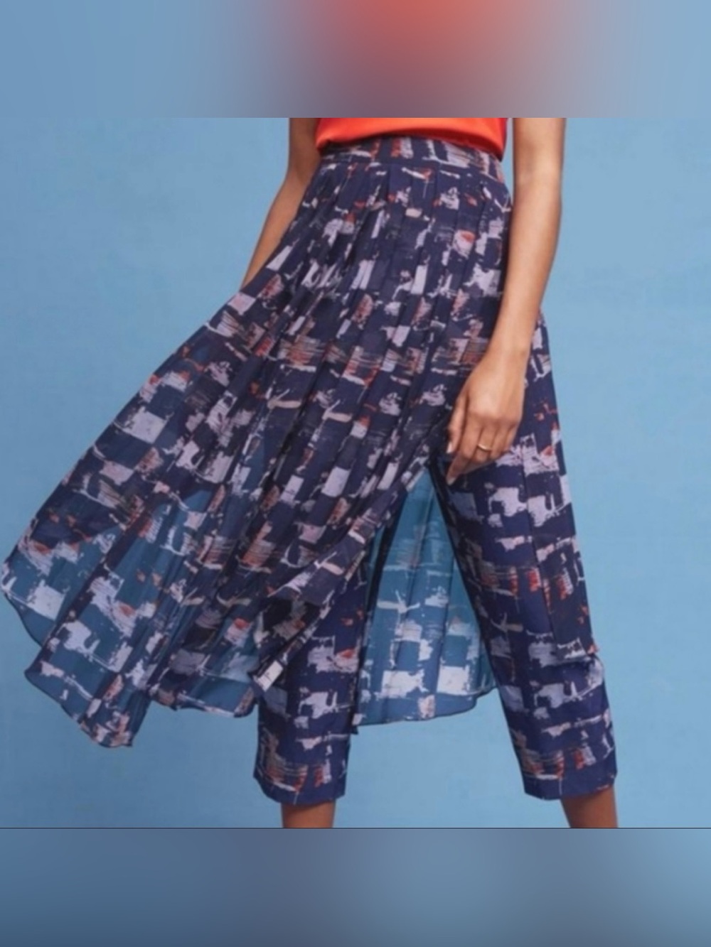 Anthropolgie HD in Paris Skirted Waterfront  Abstract Blue Capri Pants Size 10